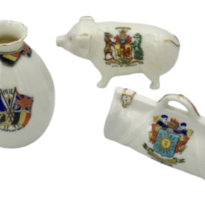 Souvenirs 1. Weltkrieg, 1 Schweinchen, 1 Tasche und eine kleine Vase