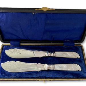 Buttermesser Perlmutt 2er Set versilbert antik England um 1890