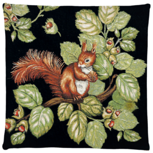Kissen Eichhörnchen im Haselstrauch