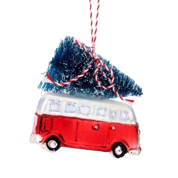 Weihnachtskugel Camper mit Weihnachtsbaum aus Glas und Glitter von Sass and Belle